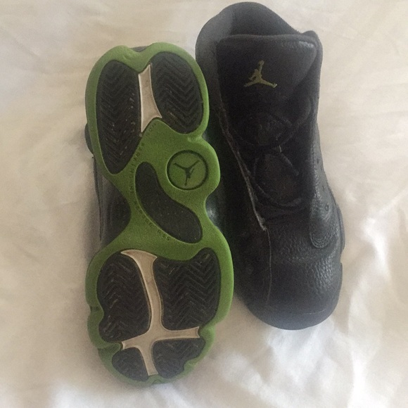 Kids Jordan’s - Picture 3 of 4